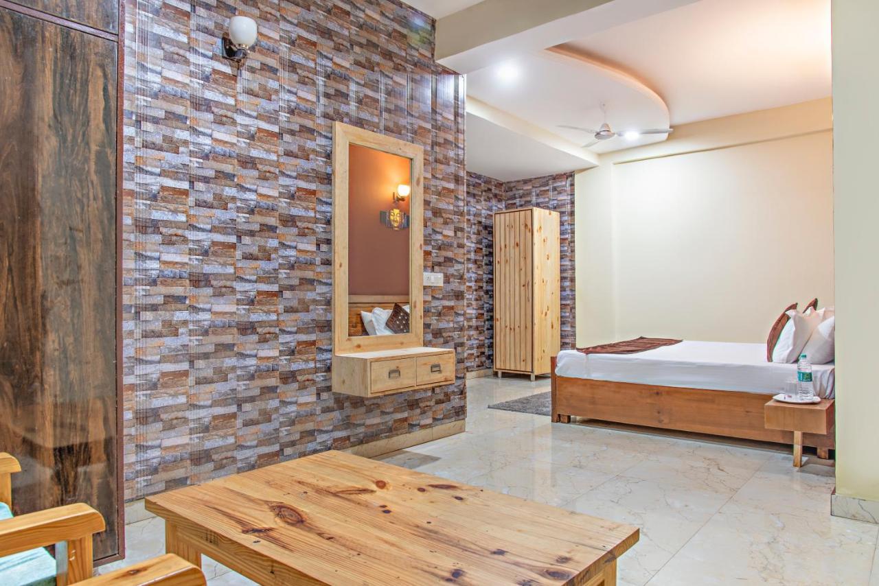 Bed and Breakfast Hillcrest Heights Kasauli Zewnętrze zdjęcie