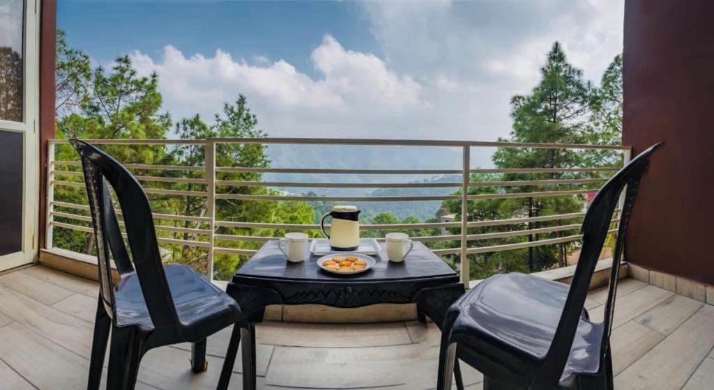 Bed and Breakfast Hillcrest Heights Kasauli Zewnętrze zdjęcie