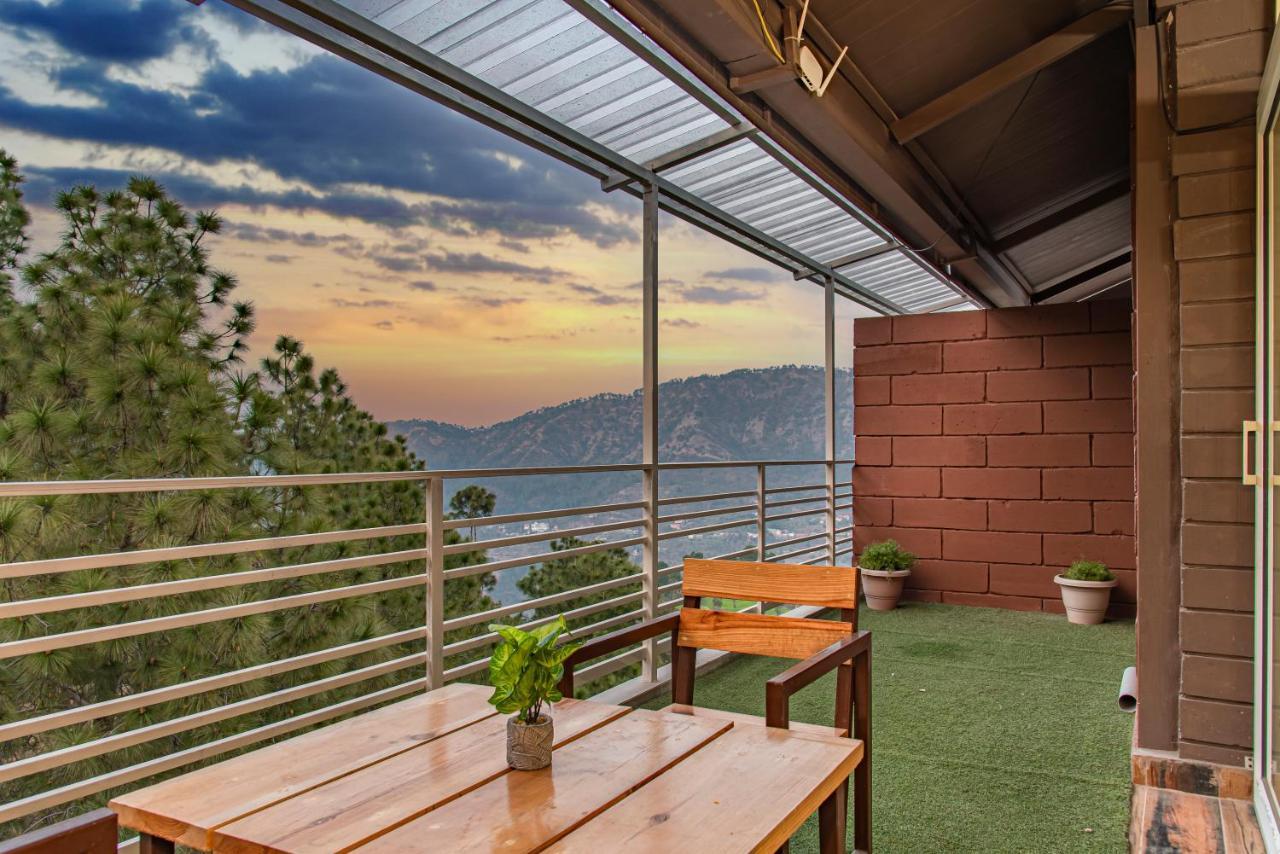 Bed and Breakfast Hillcrest Heights Kasauli Zewnętrze zdjęcie
