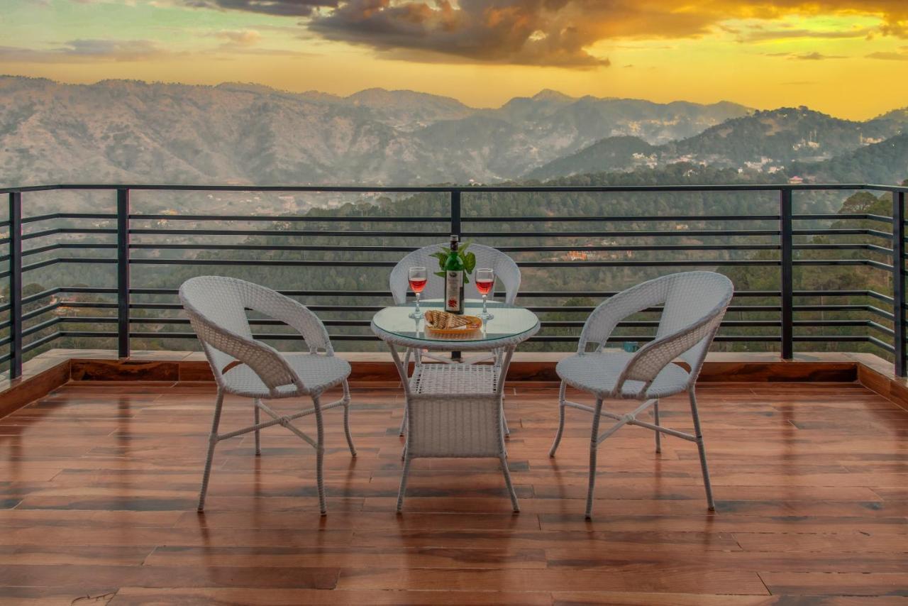 Bed and Breakfast Hillcrest Heights Kasauli Zewnętrze zdjęcie