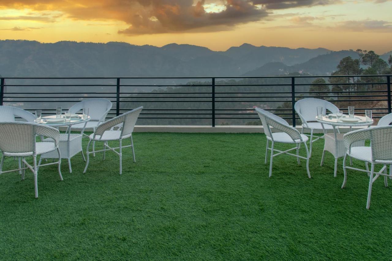 Bed and Breakfast Hillcrest Heights Kasauli Zewnętrze zdjęcie