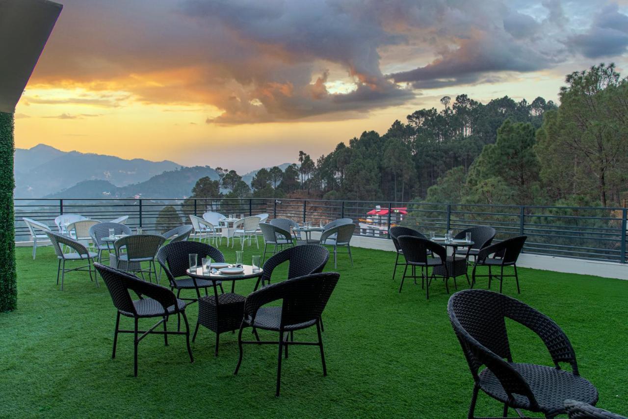 Bed and Breakfast Hillcrest Heights Kasauli Zewnętrze zdjęcie