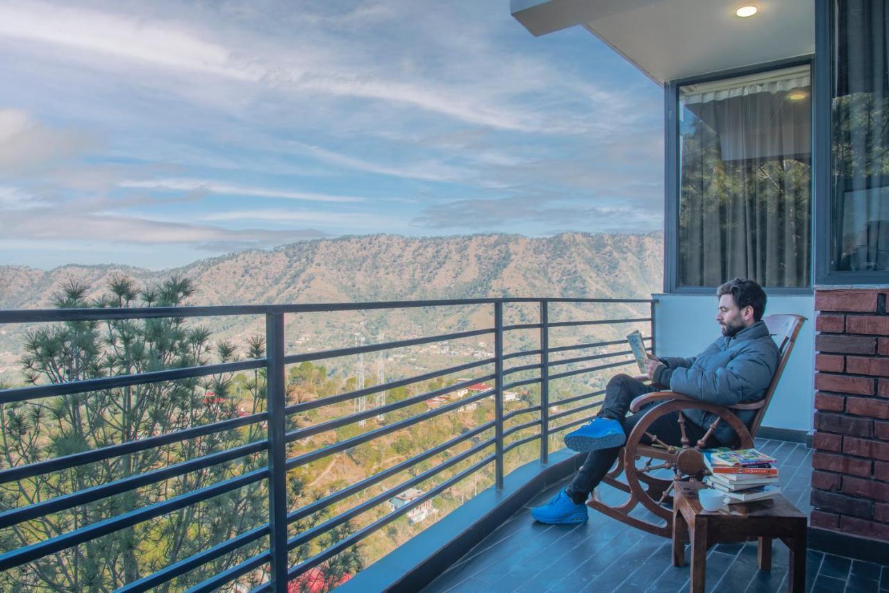 Bed and Breakfast Hillcrest Heights Kasauli Zewnętrze zdjęcie